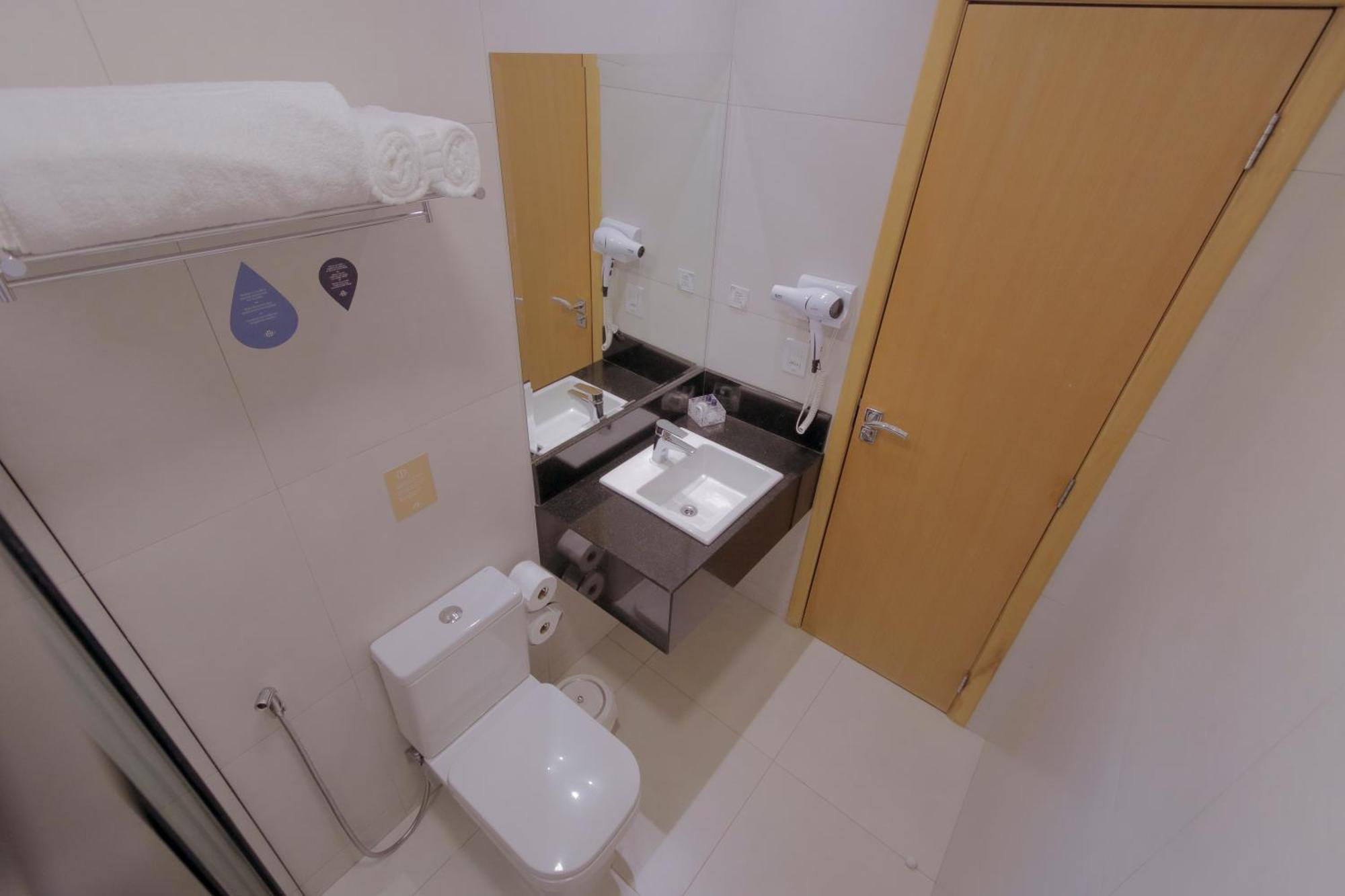 Adria Premium Hotel Guarapuava Buitenkant foto