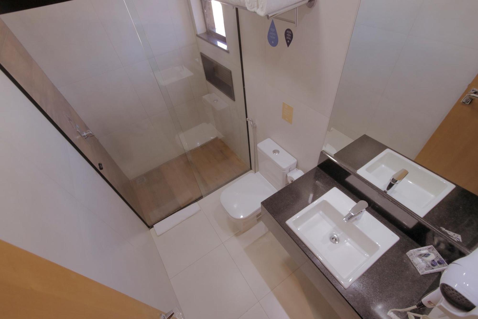 Adria Premium Hotel Guarapuava Buitenkant foto