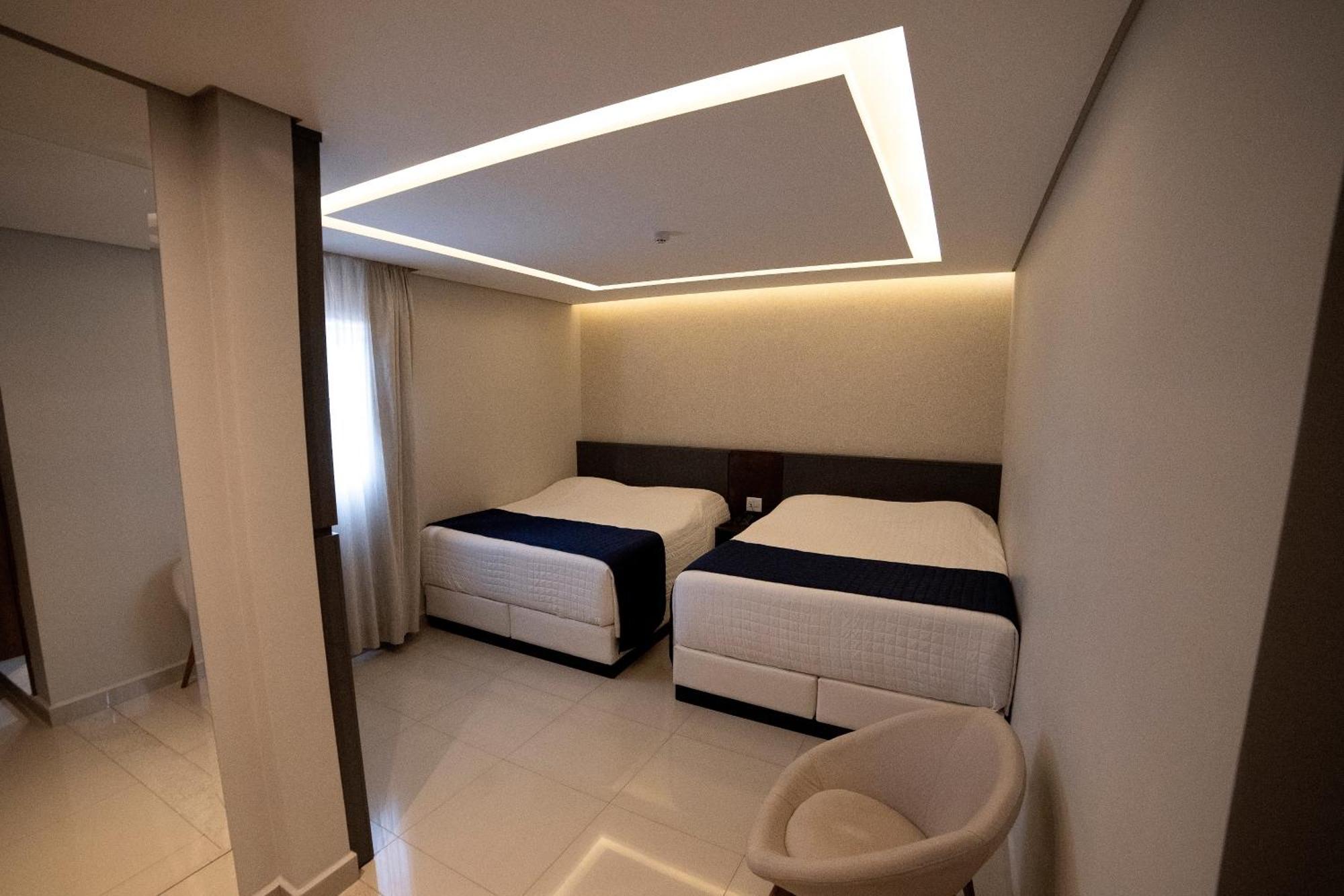 Adria Premium Hotel Guarapuava Kamer foto