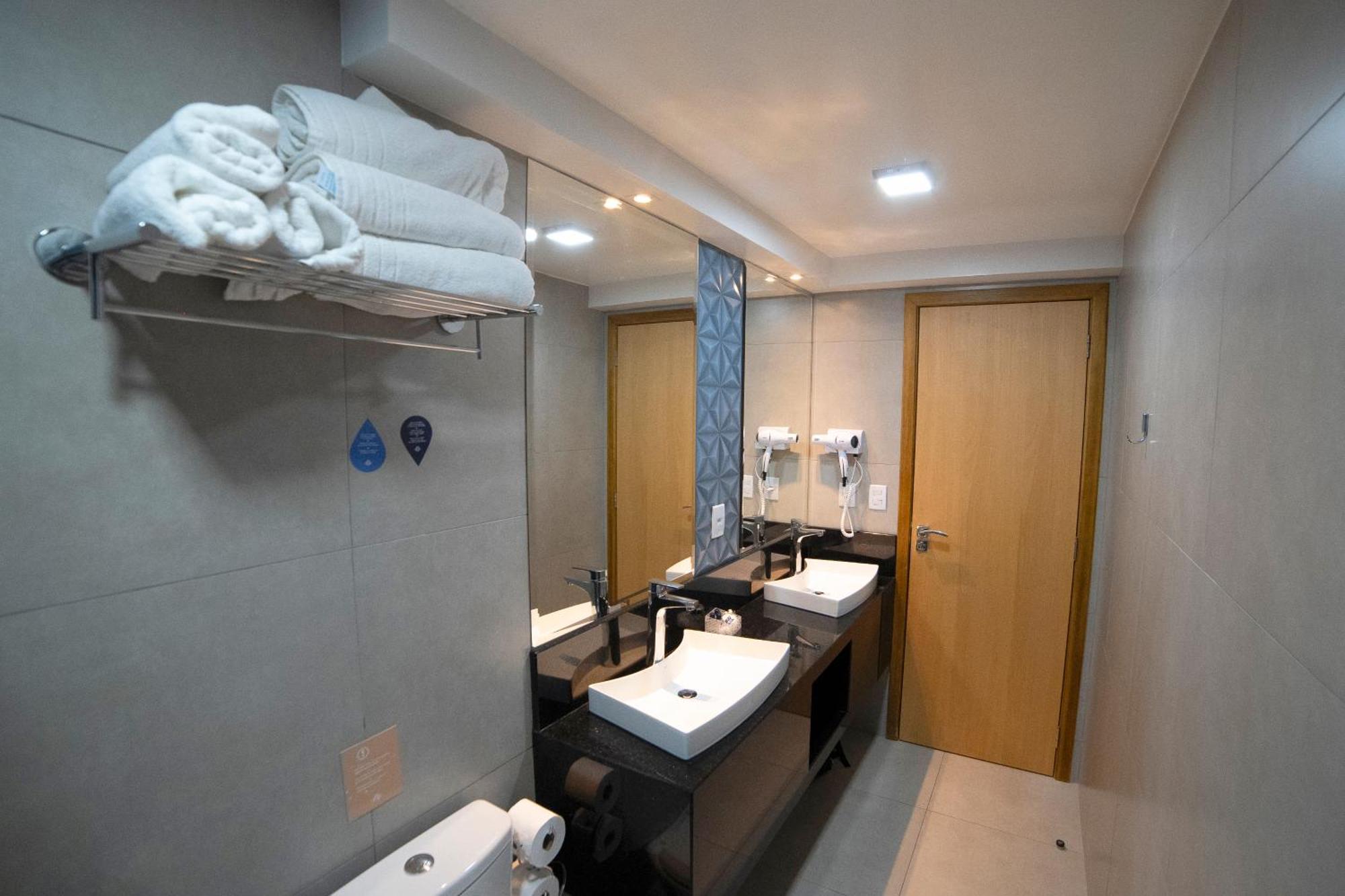 Adria Premium Hotel Guarapuava Kamer foto