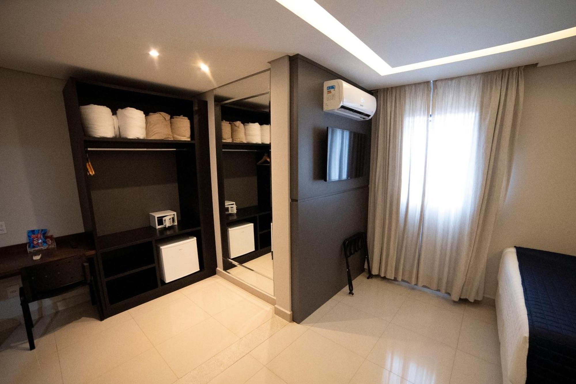 Adria Premium Hotel Guarapuava Kamer foto