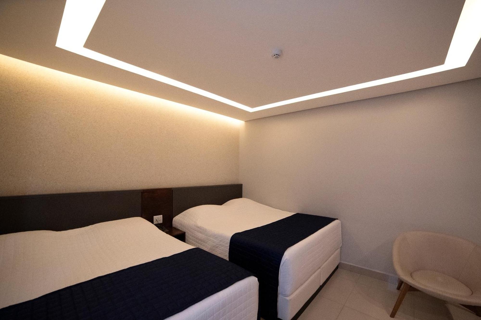 Adria Premium Hotel Guarapuava Kamer foto